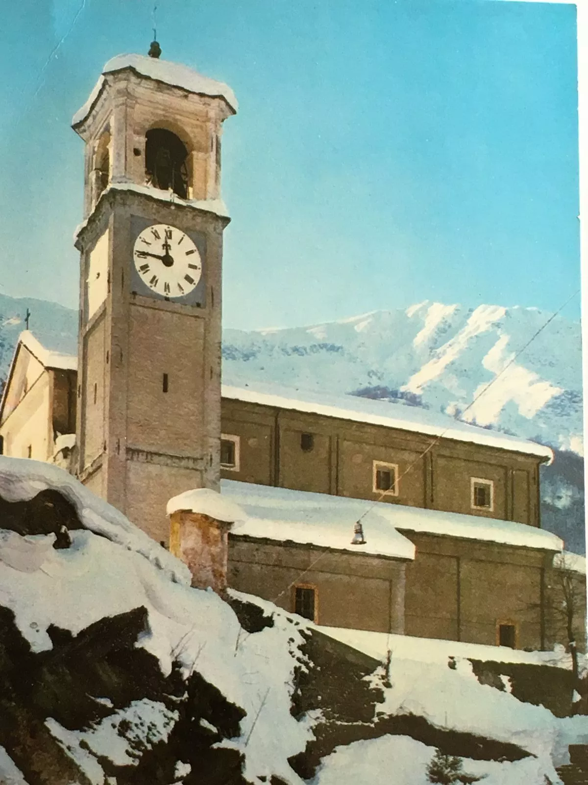 Chiesa Parrocchiale con la neve